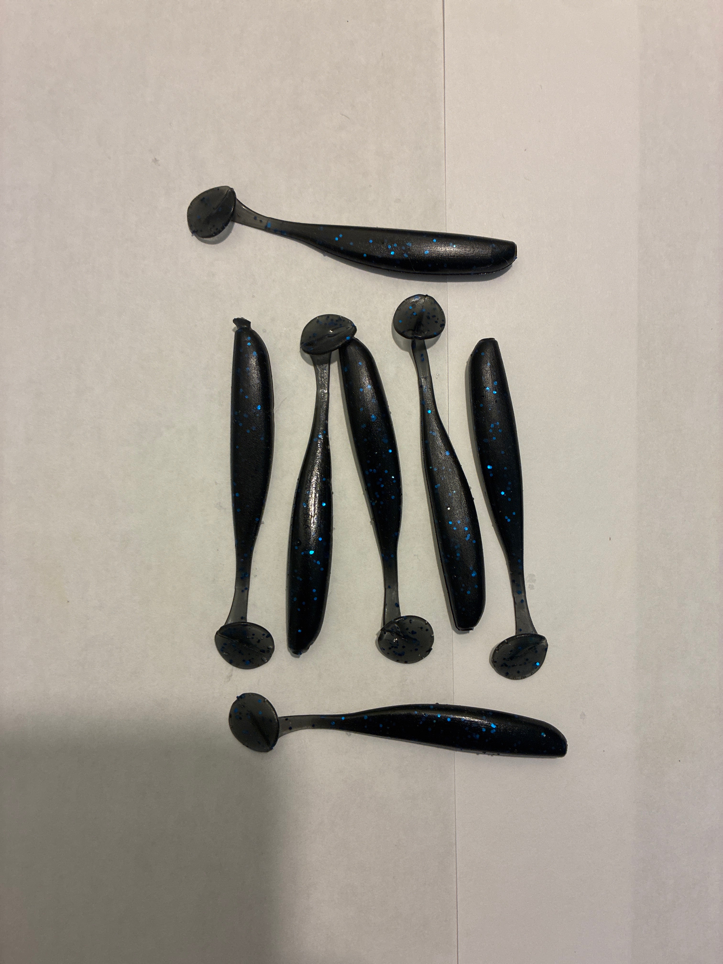 6 Pack of 3’’ paddle tail swim baits
